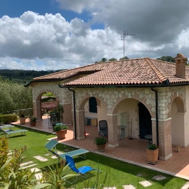 8380 Agriturismo L'Oleandro 몬테메라노 외부 사진