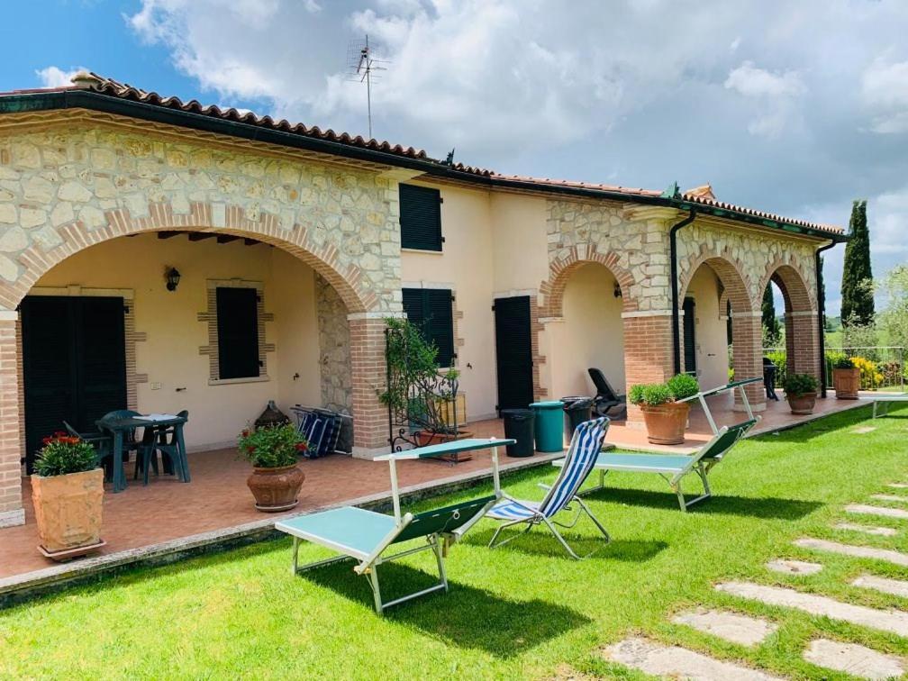 8380 Agriturismo L'Oleandro 몬테메라노 외부 사진