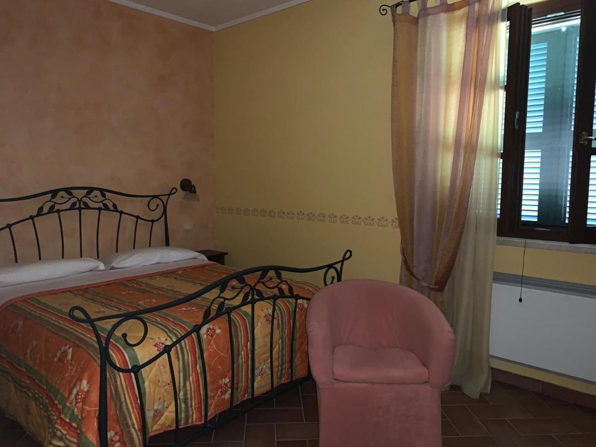 8380 Agriturismo L'Oleandro 몬테메라노 외부 사진
