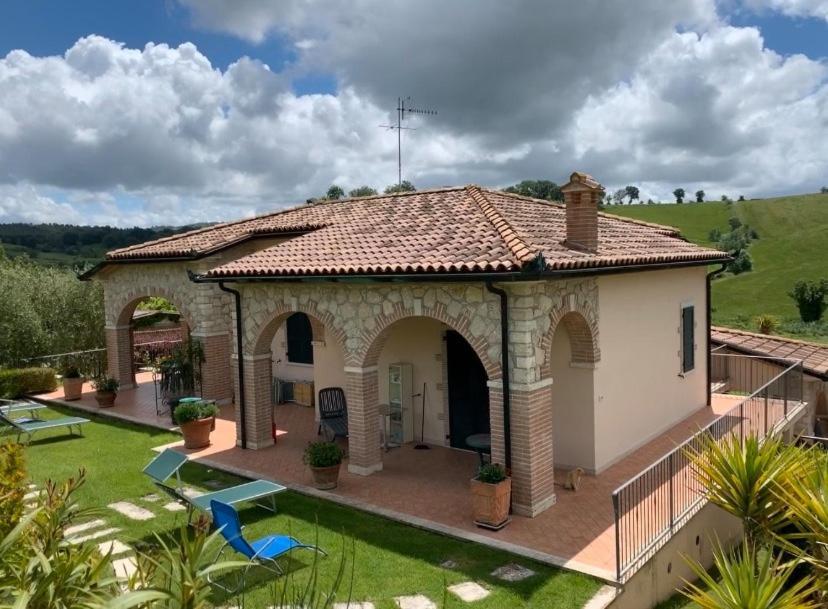 8380 Agriturismo L'Oleandro 몬테메라노 외부 사진