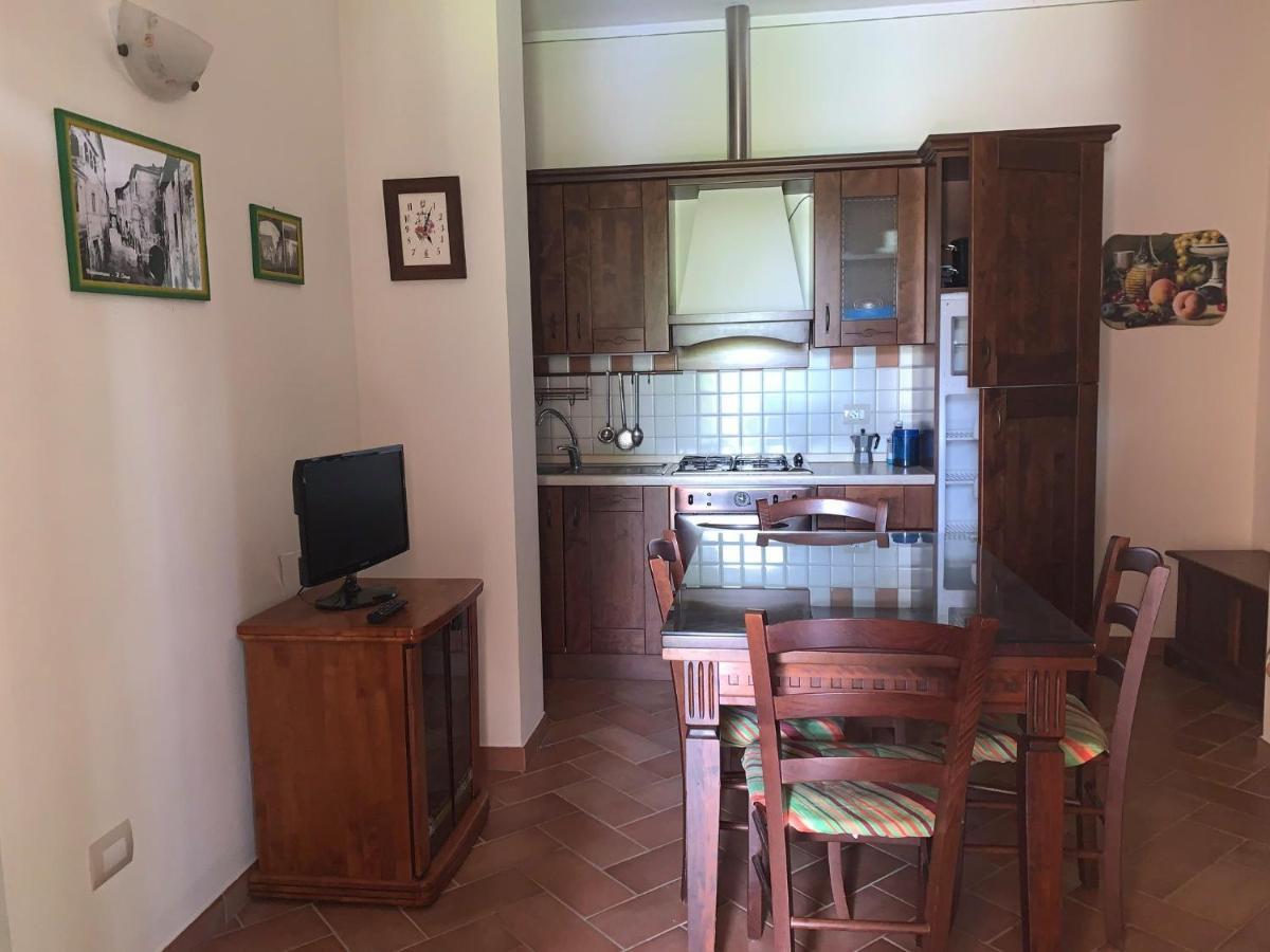 8380 Agriturismo L'Oleandro 몬테메라노 외부 사진
