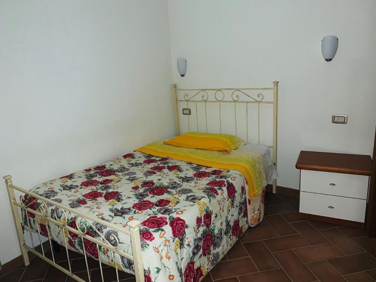 8380 Agriturismo L'Oleandro 몬테메라노 외부 사진