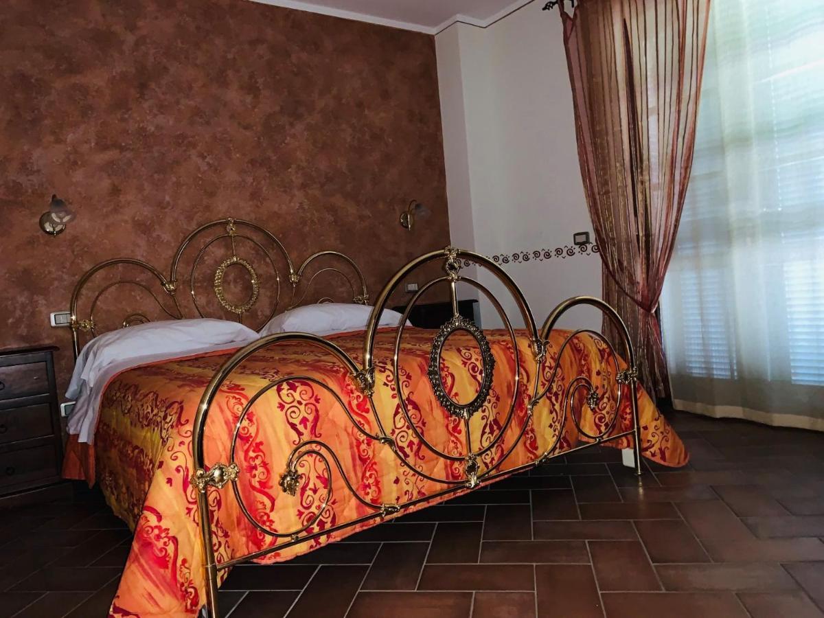 8380 Agriturismo L'Oleandro 몬테메라노 외부 사진