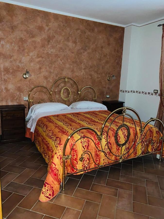 8380 Agriturismo L'Oleandro 몬테메라노 외부 사진