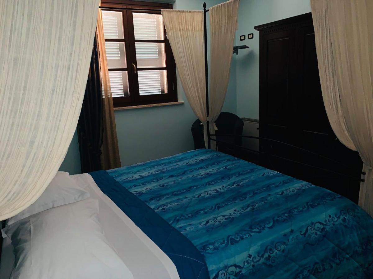 8380 Agriturismo L'Oleandro 몬테메라노 외부 사진
