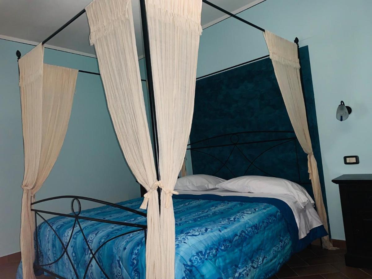 8380 Agriturismo L'Oleandro 몬테메라노 외부 사진