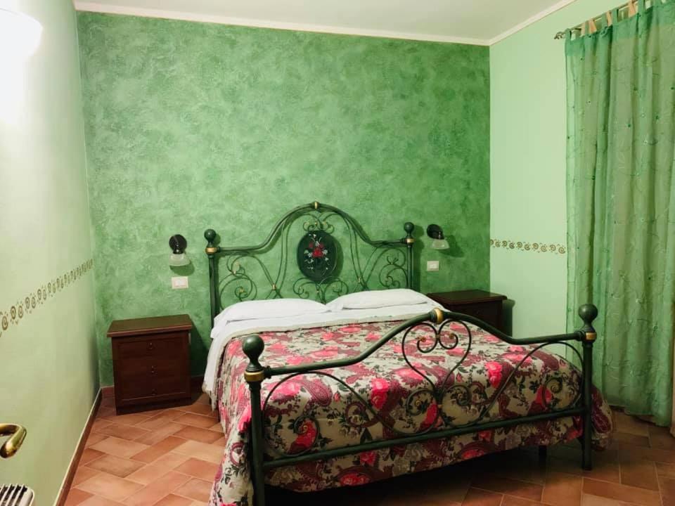 8380 Agriturismo L'Oleandro 몬테메라노 외부 사진